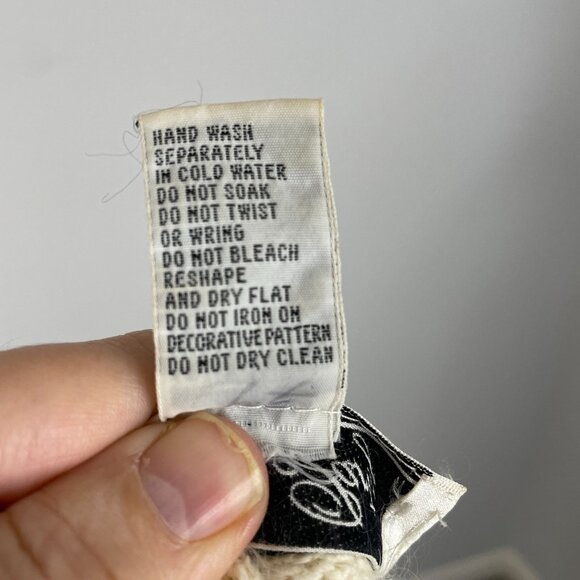 Vintage Coquette Sweater Size M Ivory ANGORA SILK Blend Feminine Dainty Pearls - Picture 12 of 12